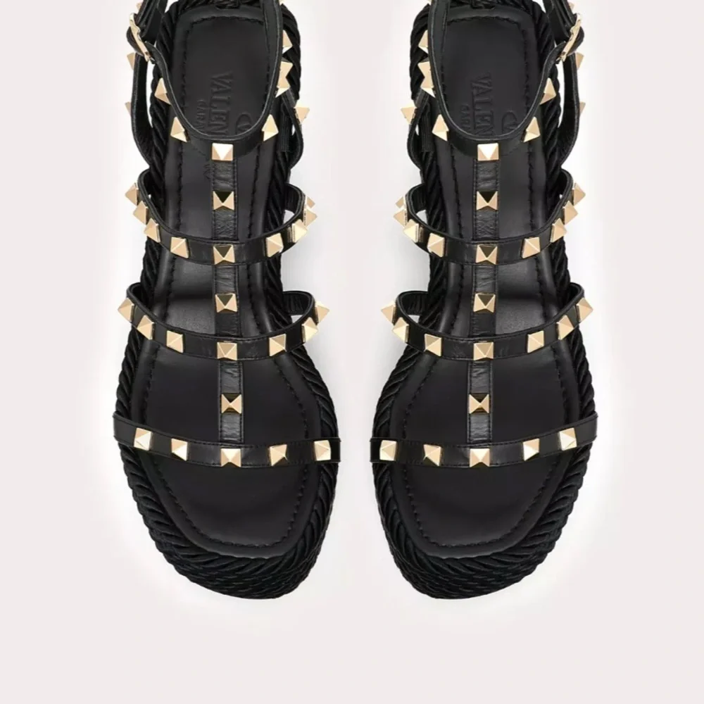 Valentino Garavani Rockstud NWOT ankle strap wedge sandal - Picture 7 of 16